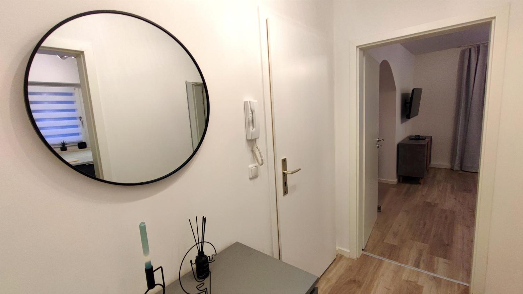 Homely Stay - Urban Oasis Apartments Moosburg an der Isar Exteriör bild